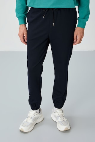 Tommy Life Lacivert Yüzeyi Dokulu Standart Fit Erkek Eşofman Alt - 82156 Lacivert