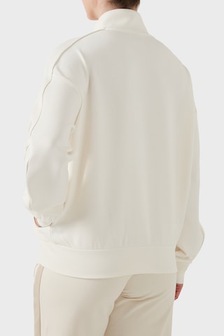 Guess V6rq01kcay2 Berthe Kadın Sweatshirt Beyaz