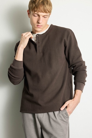 Defacto Regular Fit Waffle Dokulu Henley Yaka Uzun Kollu Basic Tişört I2067ax26aubn116 Kahve-bn116