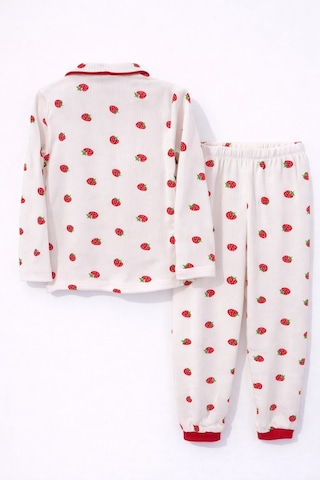 Çilek Desenli Yakalı Önü Düğmeli Kız Çocuk Pijama Takımı