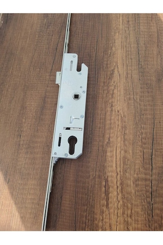 28/85 200 Cm Barelli Kilitlemeli Pvc Kapı İspanyoleti 28mm 85 Eksen 28/85 200 Cm Barelli Kilitlemeli Pvc Kapı İspanyoleti 28mm 85 Eksen