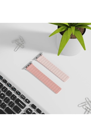 iOs Watch Uyumlu 38mm Zore Krd-111 Çizgili Desenli Silikon Kordon-siyah