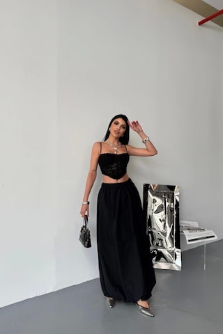 Bel Lastikli Balon Etek Şanel Boy Soft Kumaş - Siyah Siyah