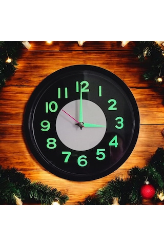 Fosforlu Kabartma Rakam Küçük Çocuk Odası Siyah Duvar Saati Çap 22 Cm Siyah