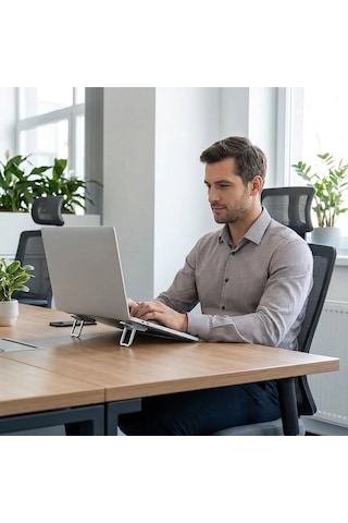 Kaymaz Laptop Ayağı 1 Çift Kendinden Yapışkanlı Katlanabilir Laptop Standı Küçük Boy Notebook Yükseltici Kolay Taşınabilen