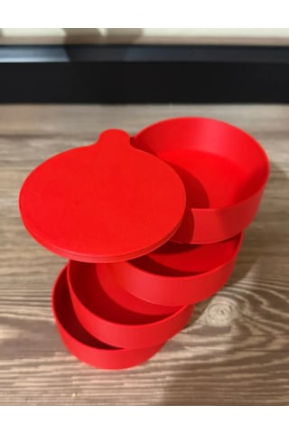Masaüstü Düzenleyici Kırmızı 3d Baskı 4 Katlı Döner Takı Ve Ofis Organizer Çok Renkli