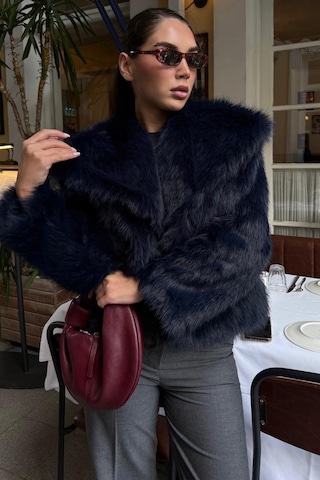 Lacivert Yumuşak Dokulu Kadın Kürk Mont Mg2204 Lacivert