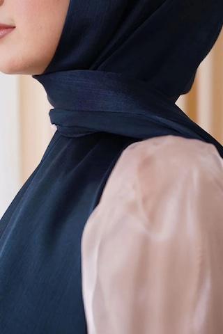 Flora Tekstil Janjan Trend Parlak Saten Dokulu Abiye Şifon Işıl Şal Jan-şal-2510 Lacivert