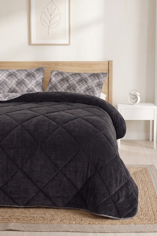 Battal Wellsoft Yorgan Çift Taraflı Yastık Kılıflı 215x235 Cm Siyah