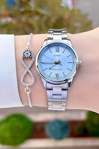 Casio Csıste109 Kadın Kol Saati