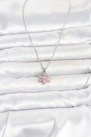 Utterly Good 316l Çelik Kolye Gümüş Renk Pembe Zirkon Taşlı Lotus Model Metalik