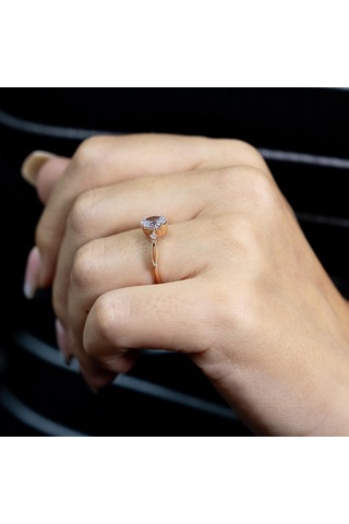 E Renk 0.72 Karat Pırlanta Vintage Oval Yüzük