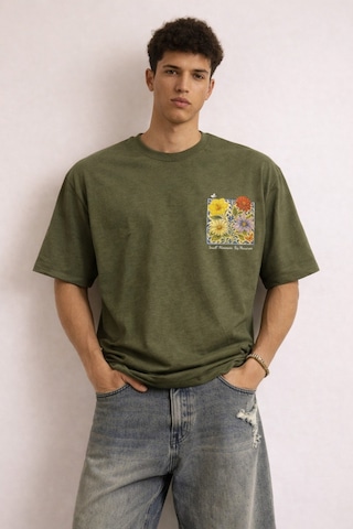 Tarz Cool Erkek Floral Baskılı Tişört Oversize Fit, Sırt Desenli Small Moments Big Memories Haki