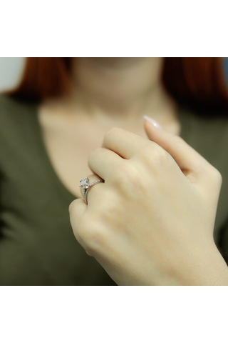 Lova 0,30 Karat Tektaş Görünümlü Pırlanta Yüzük - 1020174