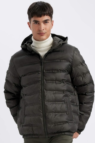 DeFacto Su İtici Şişme Mont Slim Fit Dar Kesim Kapüşonlu Fermuarlı Cepli D1185AX24WNKH153