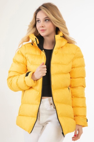Kadın Sarı Kapüşonlu Içi Polarlı Kürklü Su Geçirmez Rüzgara Dayanıklı Şişme Mont Sarı