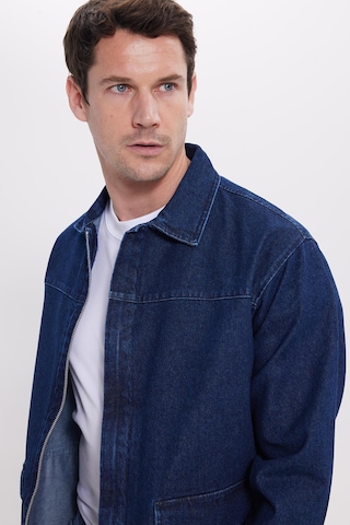 Tudors Erkek Relax Fit Rahat Kesim Çift Cep Denim Lacivert Kot Mont Gömlek-42027 Lacivert