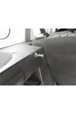 Ford Courier Pandizot Tutucusu Ayağı Demir 2013-2020 1 Adet