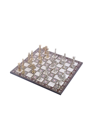 Büyük Boy Metal Pegasus Atları Satranç Takımı Parlak Ve Katlanır Sedef Desenli Mdf Ahşap Satranç Tahta 43x43 Cm.