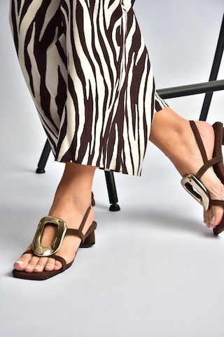 Fox Shoes Y282440002 Kahverengi Süet Alçak Kalın Topuklu Kadın Ayakkabı