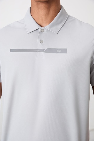 Tommy Life Gri Polyester Nefes Alan Dokulu İnce Esnek Standart Fit Polo Yaka Erkek Performans T-shirt - 88393 Gri