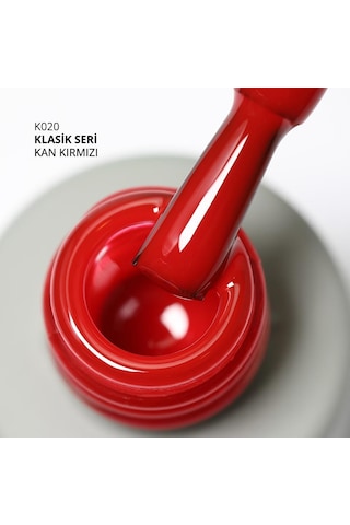 Momo Professional Kalıcı Oje K020 Kan Kırmızısı 4 Ml
