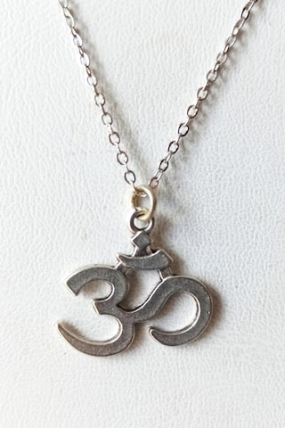 Om Ohm Sembolü Metal Kolye 676 Gümüş