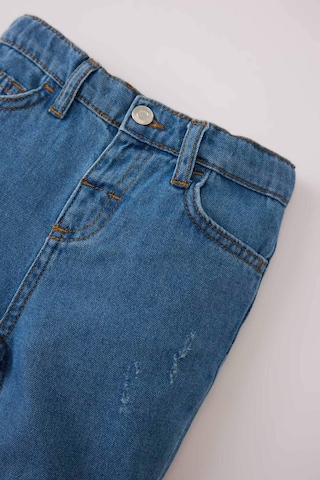 DeFacto Erkek Bebek Beli Lastikli Düz Paça Jean Pantolon A4099A525SPNM28