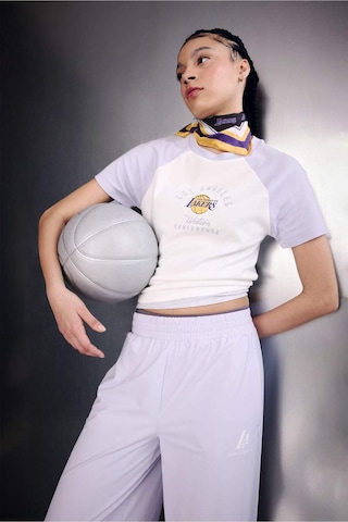 Defacto Nba Los Angeles Lakers Slım Fıt Pamuklu Kısa Kollu Tişört G0685ax26sper105 Ekru-er105