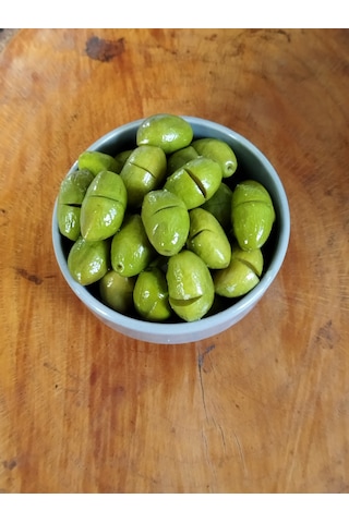 Etik Yerli Ürünler Eğri Çekirdek Cinsi Kırma Yeşil Tatlanmış Zeytin 2 x 5 KG