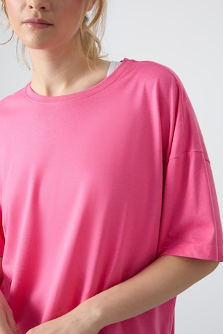 Tommy Life Şeker Pembe Penye Modal Yumuşak Tuşeli Oversize Fit Basic Kadın T-shirt- 97285 Şeker Pembe