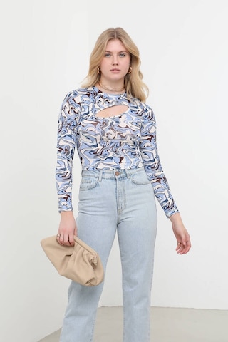 Pencere Detaylı Jakarlı Crop Top 001