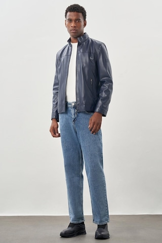 İmza Koyu Lacivert Suni Deri Hakim Yaka Düz Yırtmaçsız Tam Astar Slim Fit Casual Deri Mont 1038245151 Koyu Lacivert