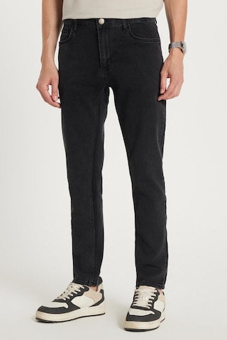Tudors Erkek Slim Fit Yıkamalı Taşlamalı Esnek Kot Düz Paça Tapered Siyah Pantolon-34827 Siyah