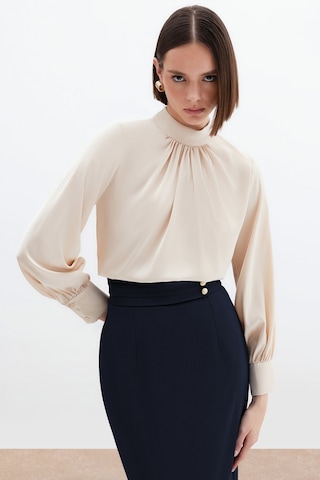 Sateen Yaka Detaylı Saten Bluz - Bej-130534 Bej