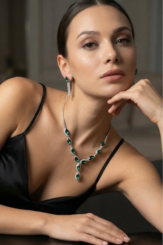 Accessories Yeşil Mekik Taşlı Su Yolu Kolye Küpe Takı Seti - Düğün, Kına, Nişan Gelin Takı Seti Gümüş - Yeşil