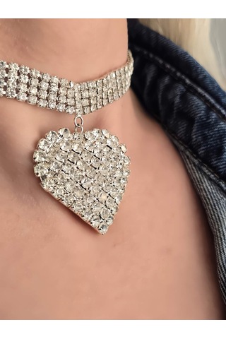 Sallantılı Kalp Model Rhinestone Choker Tasma Model Gümüş Renk Kolye Silver Çok Renkli