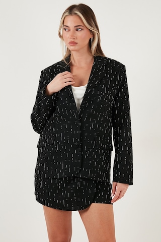 Lela Taşlı Regular Fit Broş Detaylı Ceket-Şort Etek Bayan Takım 6839618 Siyah