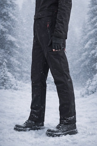 Vatan Tekstil İçi Polarlı Kışlık İthal Softshell Rüzgar Geçirmez Su İtici Kumaş Erkek Pantolon Siyah