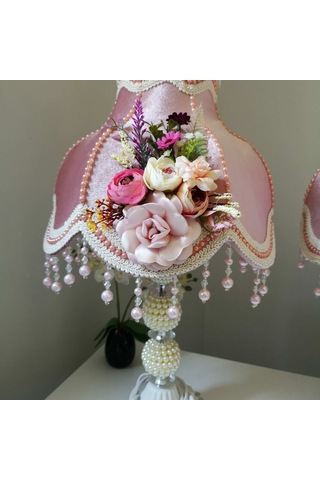 İki Adet Çiçek Dekorlu Gülkurusu Abajur Özel Tasarım Dekoratif Eş