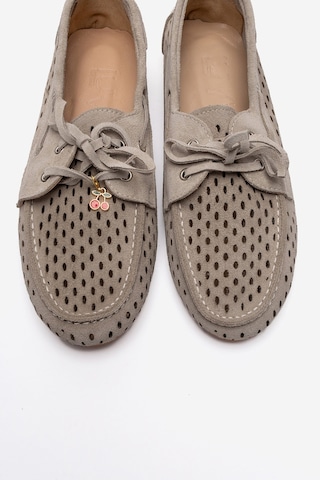 Luvishoes Stevo Bej Süet Hakiki Deri Delikli Bağcıklı Kadın Loafer Ayakkabı