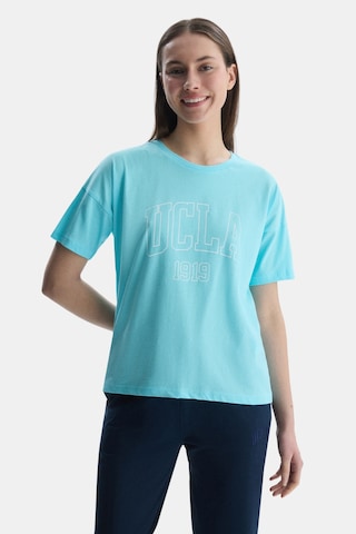 Ucla Sanchez Mavi Bisiklet Yaka Baskılı Standard Fit Kadın Tshirt Mavi