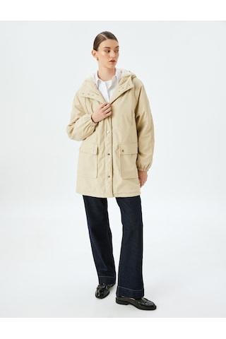 Koton Cepli Çıt Çıt Düğme Kapamalı Cepli İçi Peluş Astarlı Kapüşonlu Oversize Suni Deri Parka Bej 5wak00125ew Ekru