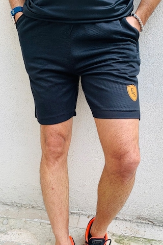 Erkek Siyah Spor Fitness Şortu Gri Baskılı