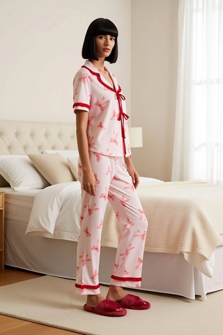 Benerly Kadın Apaş Yaka Kısa Kol Regular Kalıp Pijama Takımı Baskılı Fonk Pembe