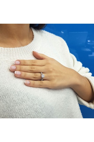 Lova 1,50 Karat Tektaş Görünümlü Pırlanta Yüzük - 1010293