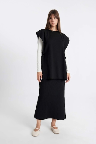 Defacto Regular Fit Basic Düz Maxi Siyah Triko Etek A1314AX24AUBK81 Siyah