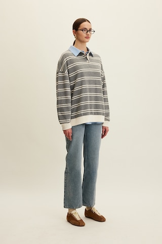 Polo Yaka Oversıze Sweatshırt Gri Gri