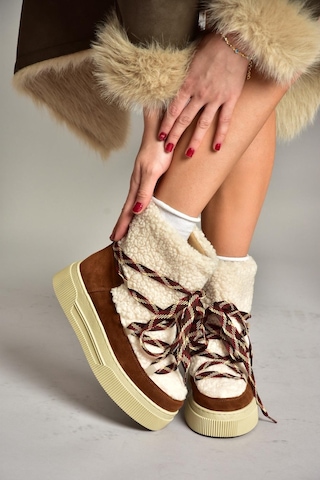 Fox Shoes T476500702 Taba Süet Kalın Tabanlı Kadın Bot Taba
