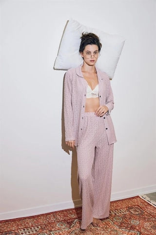 İkikareshop Kadın Pembe Önden Düğmeli Rahat Kesim Pijama Takımı - Günlük Ev Giyim Seti Çok Renkli